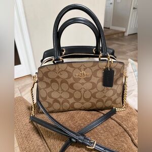 Coach Mini Lillie Carryall In Signature Canvas & Leather Chain Khaki Brown.